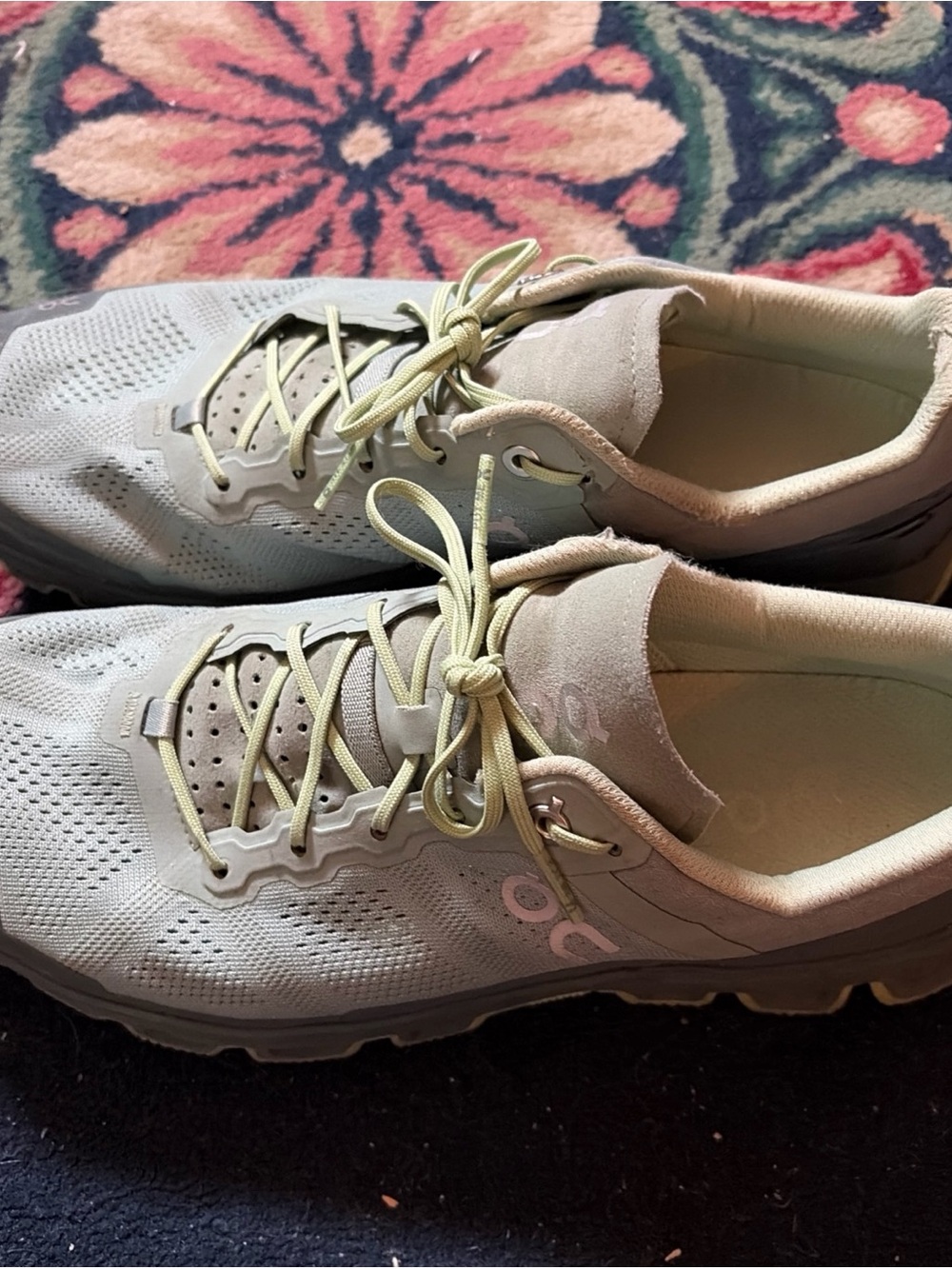 On Running Women's Cloudswift Lightweight Lace-Up Sneakers in Light Sage Size 10